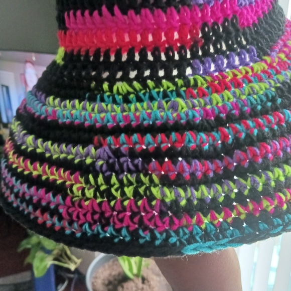 Handmade Crochet Sun Hat(New) - Picture 3 of 3